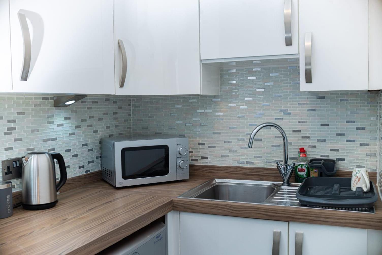 Entire Fabulous 2Bedroom First Floor Flat Located Within Close Proximity To City Centre & University Of Aberdeen With Private Parking Eksteriør billede