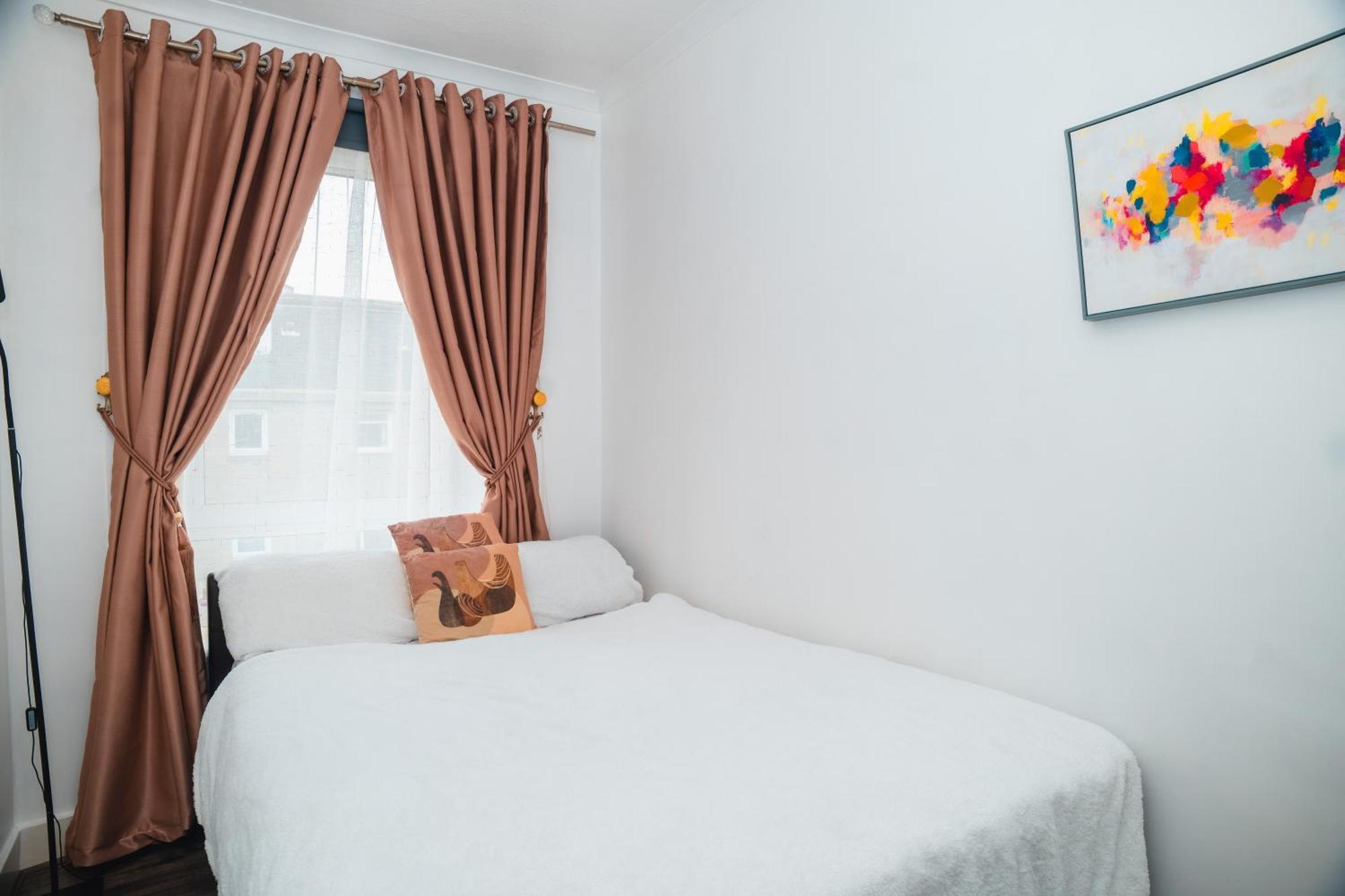 Entire Fabulous 2Bedroom First Floor Flat Located Within Close Proximity To City Centre & University Of Aberdeen With Private Parking Eksteriør billede