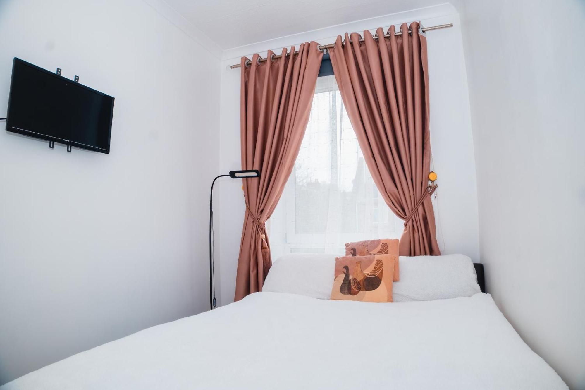 Entire Fabulous 2Bedroom First Floor Flat Located Within Close Proximity To City Centre & University Of Aberdeen With Private Parking Eksteriør billede